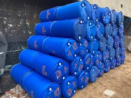 Industrial packaging drums and containers